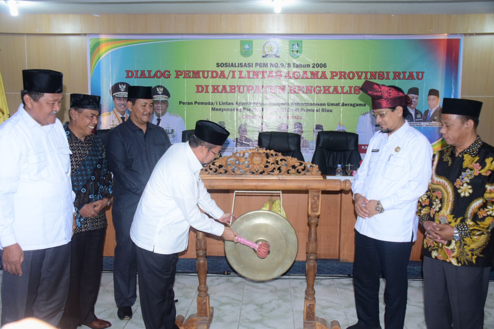 Bupati Kasmarni Sambut Baik dan Beri Apresiasi Dialog Tokoh Pemuda Lintas Agama Provinsi Riau