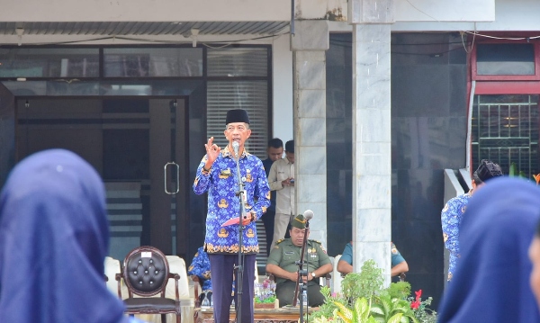Bupati Ajak Sukseskan Agenda MTQ dan Hari Jadi Bengkalis saat Upacara Hari Kesadaran Nasional
