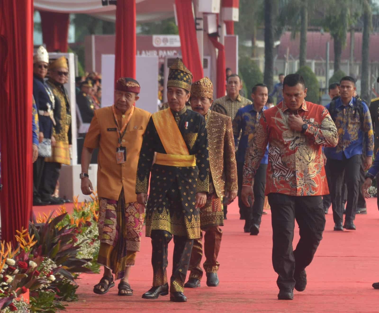 Presiden Jokowi Pimpin Upacara Kenegaraan Hari Lahir Pancasila 2024 di PHR Dumai