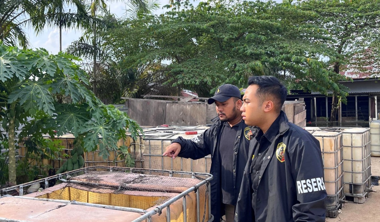 Kanit Pidum Sat Reskrim Polres Dumai Pimpin Pengecekan Lokasi Penampungan BBM Ilegal