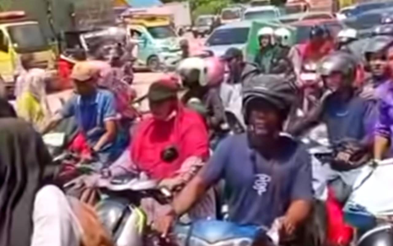 Terobos Antrean, Penyeberangan Roro Dumai–Rupat Viral