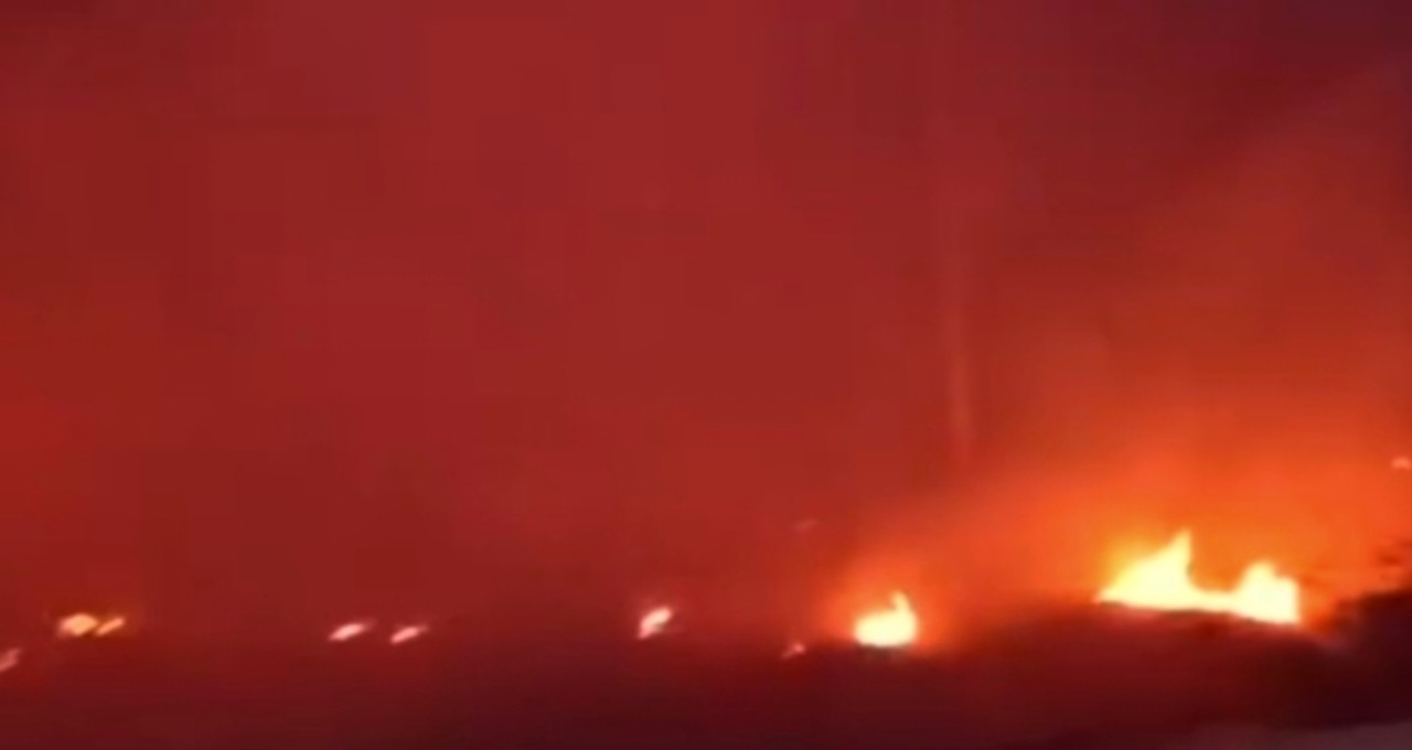 Pemko Dumai Turunkan Damkar Bantu Padamkan Karhutla di Rokan Hilir